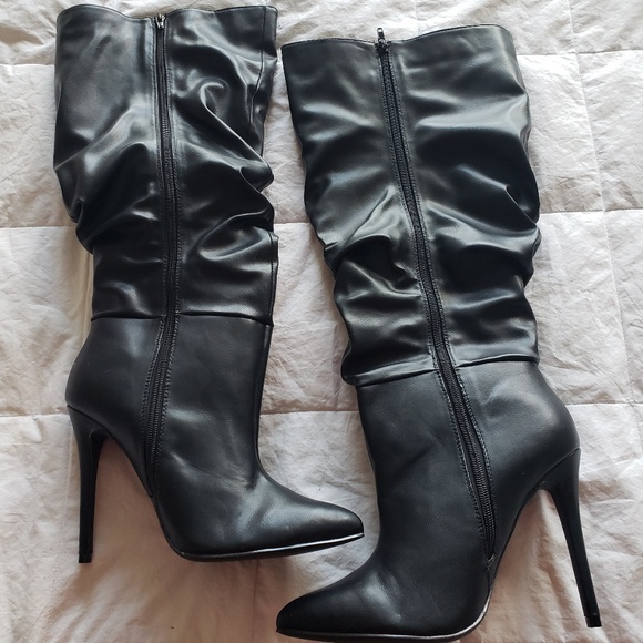 Boots - Picture 6 of 6